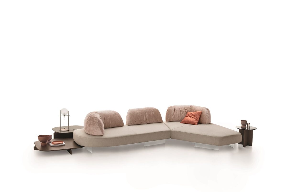 “Ditre Italia Papilo – elegant modular sofa offering laid-back comfort and unique design flexibility”